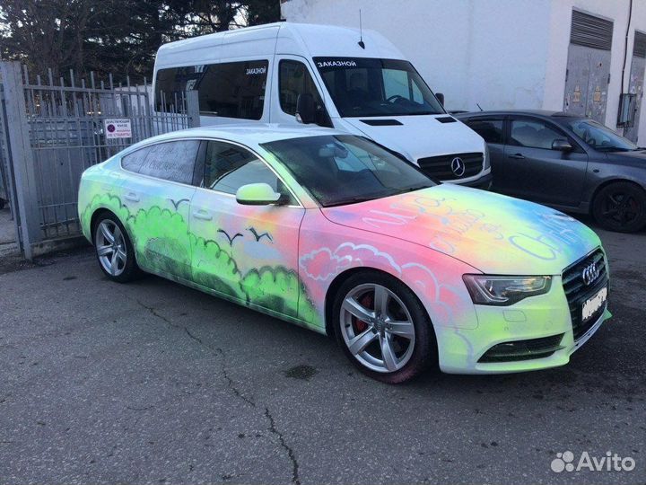 Меловая аэрозольная краска смываемая водой