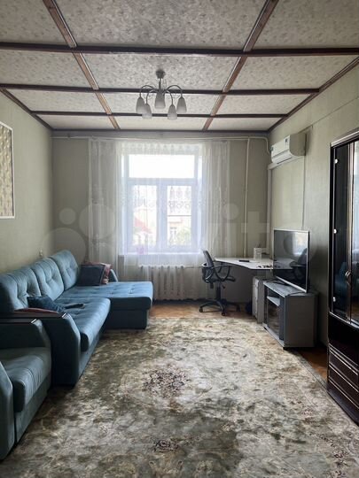 2-к. квартира, 61 м², 4/4 эт.