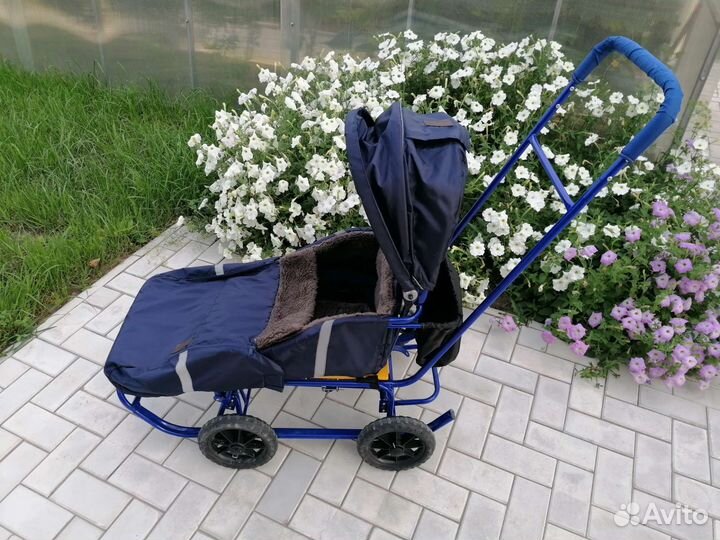 Детские санки с колесами