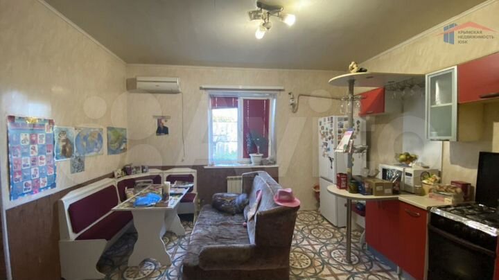 Дом 225 м² на участке 8 сот.