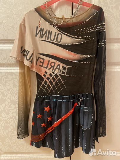 Костюм для фигурного катания