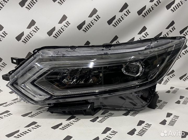 Стекло фары Nissan Qashqai рестайлинг LED