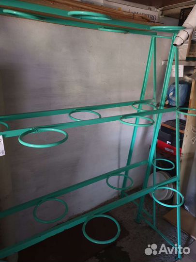 Стойки для живых цветов. Вазонов. Гофромашина