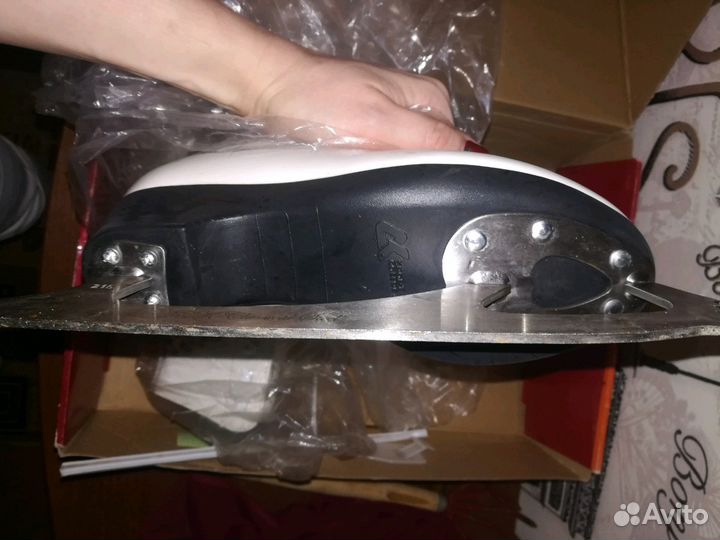 Коньки, размер 34