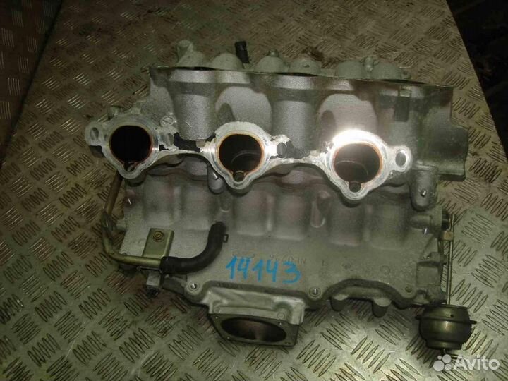 Коллектор Nissan Elgrand E51 2002-2010