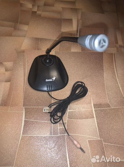 Микрофон Genius