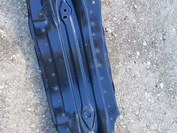 Задняя балка камри 30/40