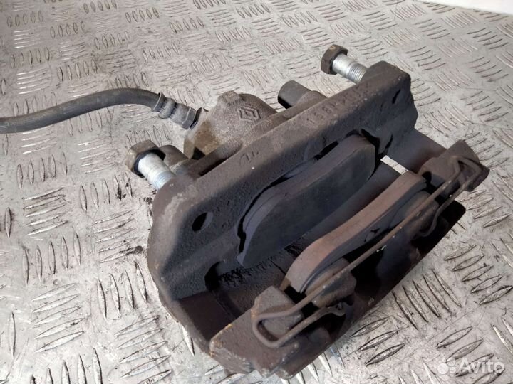 Суппорт передний левый Renault Megane III