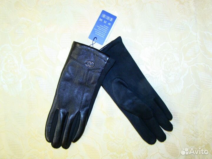 Женские перчатки носки