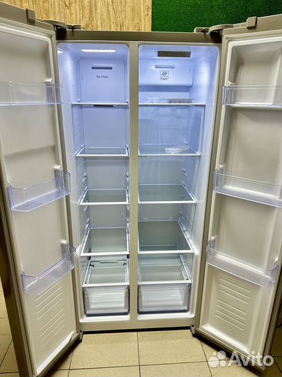 Холодильник двухстворчатый Side be Side