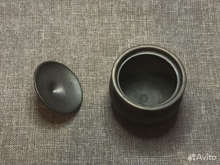 Горшочек глиняный