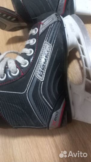 Хоккейные коньки bauer vapor x 200