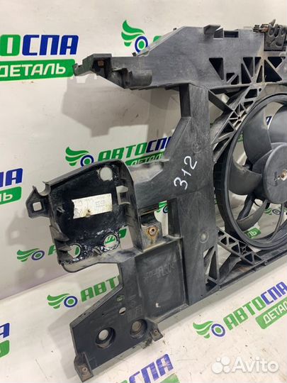 Телевизор панель радиаторов Renault Grand Scenic