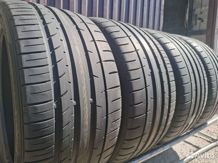 Dunlop SP Sport Maxx 050 225/40 R18 и 255/35 R18