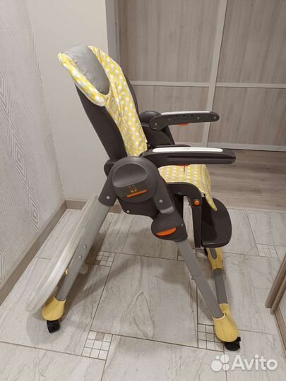 Детский стульчик для кормления