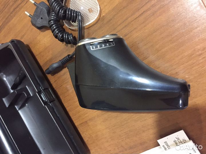 Элеткpобритва Беpдcк 9