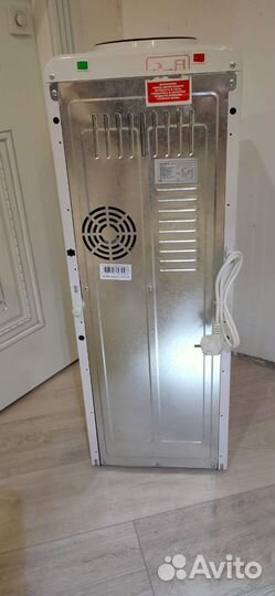 Кулер для воды