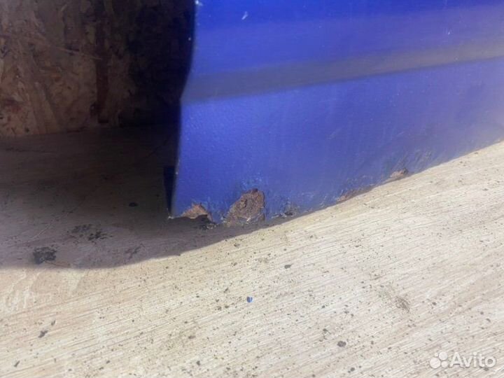 Дверь боковая передняя правая Ваз 2110 седан 21083