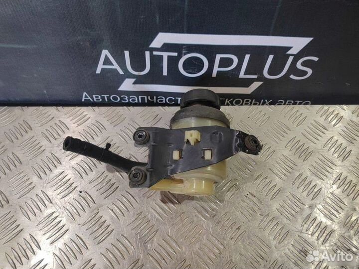 Бачок гур Hyundai Solaris 1.6 2010-2017