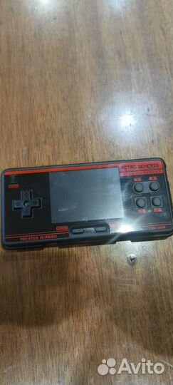 Игровая консоль