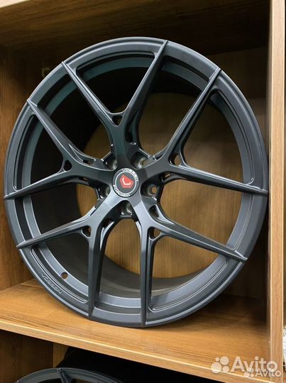 Кованые диски Vossen Design R21 5x112