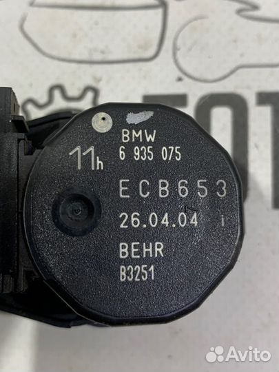 Моторчик заслонки отопителя Bmw 745 E65 N62B44