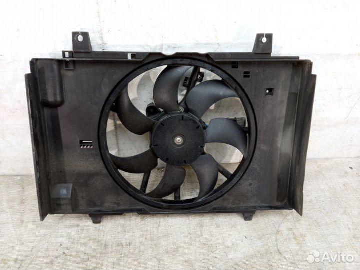 Диффузор вентилятора Nissan Juke 1 F15 2010