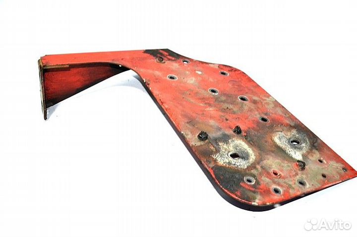 Кронштейн с рамы volvo FH16 (01.93)