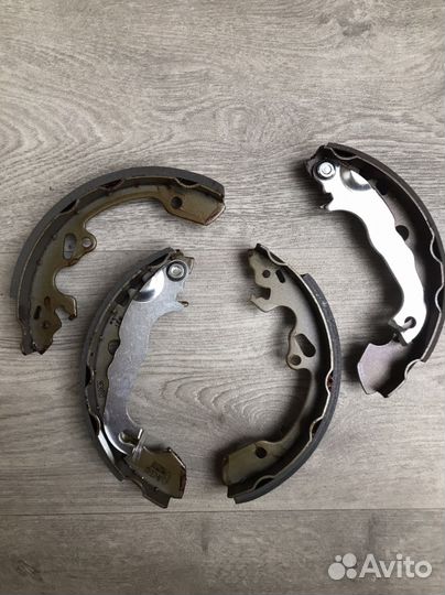 Колодки задние тормозные для форд