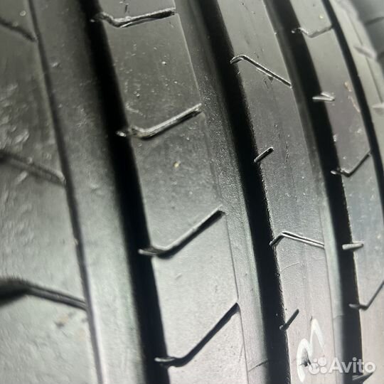 Pirelli P Zero PZ4 275/40 R21 111Y