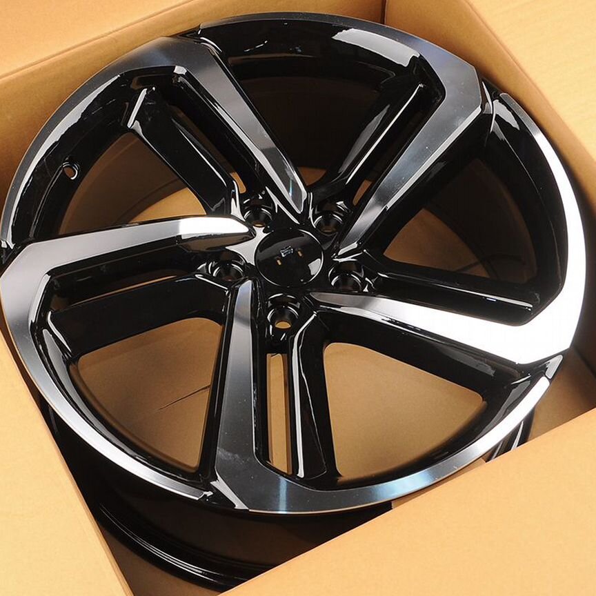 Диски HMD 4187 8.5x19/5x114.3 D64.1 ET50 BKF литой