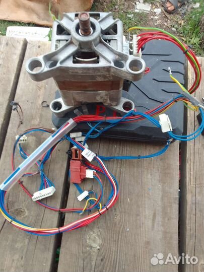 Двигататель стиральной машины