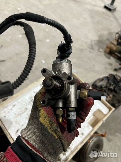 Топливный насос тнвд VAG 06F127025H 2.0 tfsi