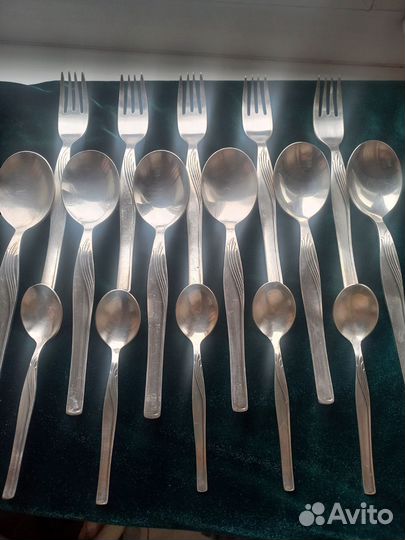 Набор мельхировых столовых приборов