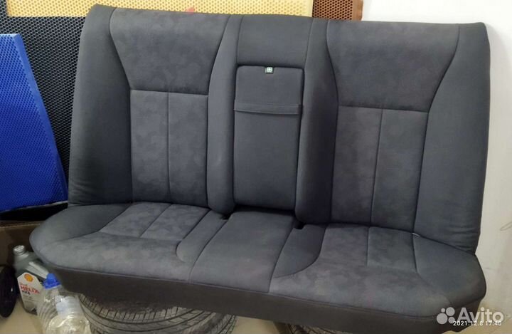 Mercedes W210 рестайлинг задний ряд