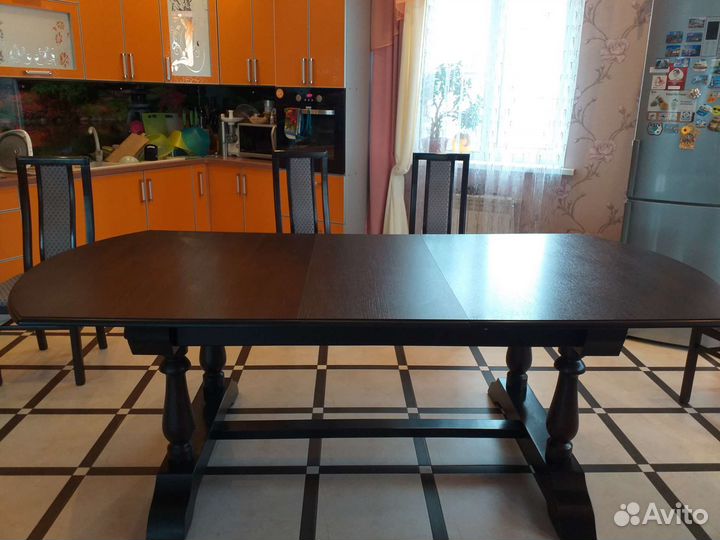 Кухонный стол бу