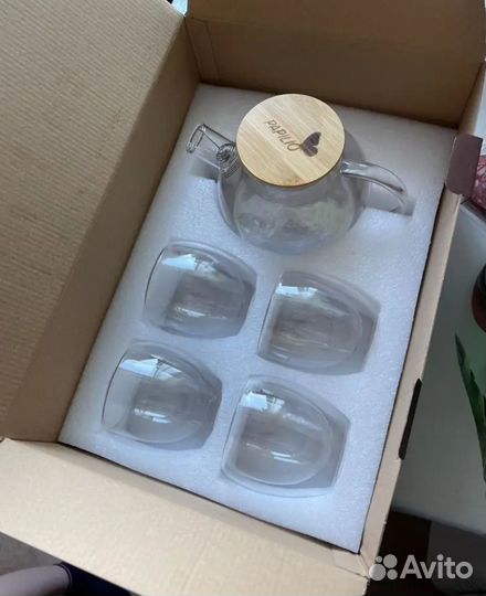 Новый набор чайник и 4 чашки стекло