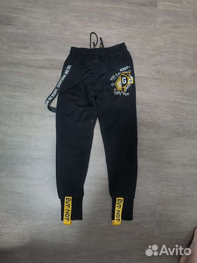 Костюм для мальчика р-р 128