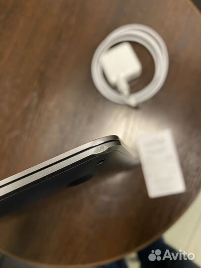 Macbook Air 13 M1 8 256