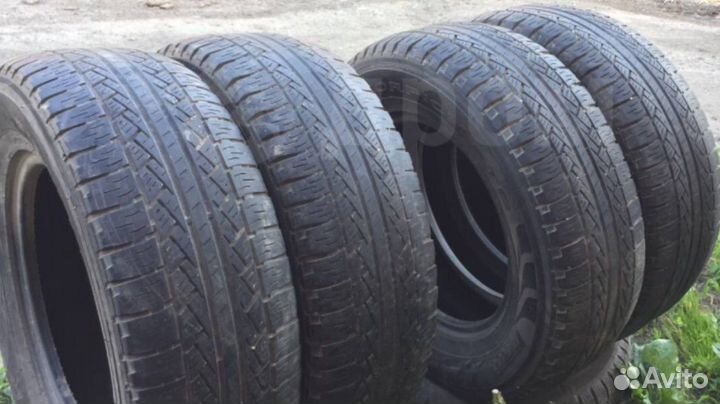 Pirelli Scorpion A/T 235/70 R16