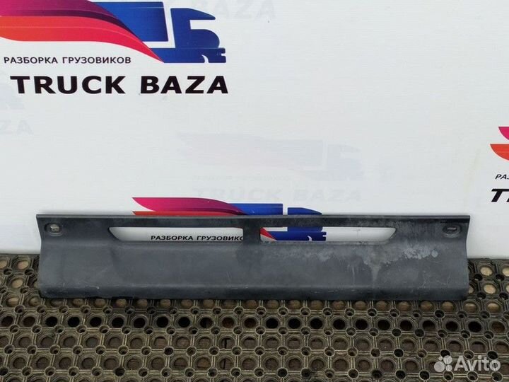 Накладка переднего бампера центральная