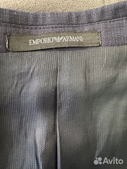 Классический мужской костюм Emporio Armani 52