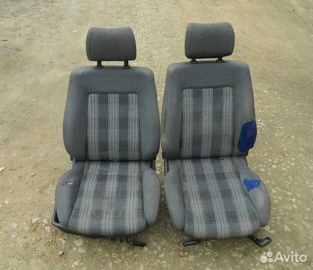 Сиденье переднее VW Passat B3 (дефект)