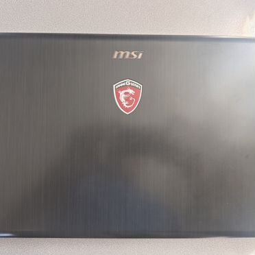 MSI Мощный игровой ноутбук/работа/учеба/игры