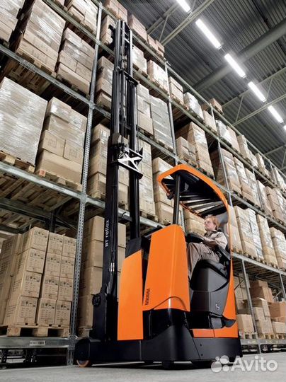 Водитель штабелера