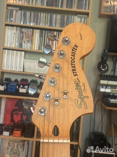 Squier by Fender Stratocaster Standard