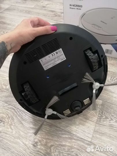 Робот пылесос hyundai