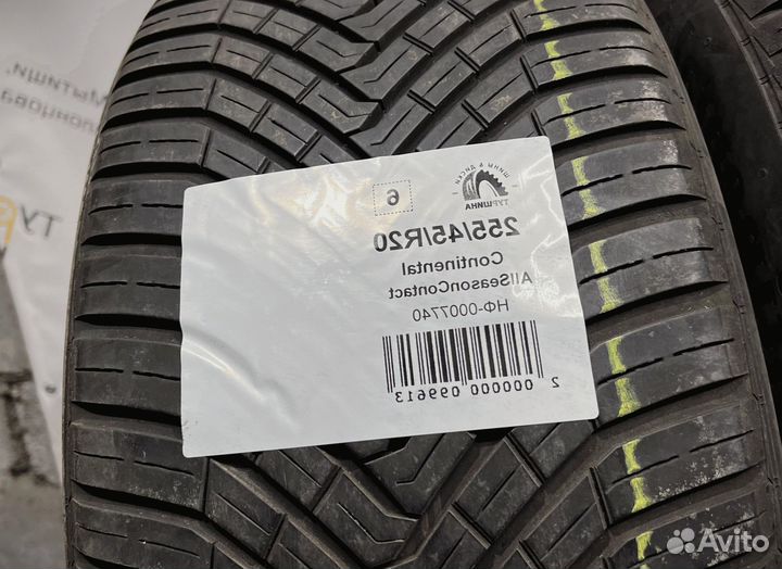 Continental AllSeasonContact 255/45 R20 94Y
