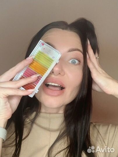 Требуется лэшмейкер