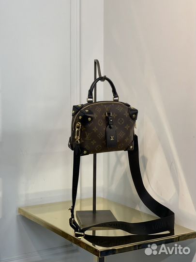 Сумка Louis Vuitton Petite Malle